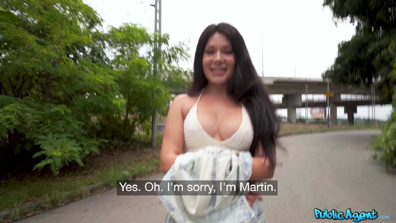 PublicAgent Lola Bratz XXX